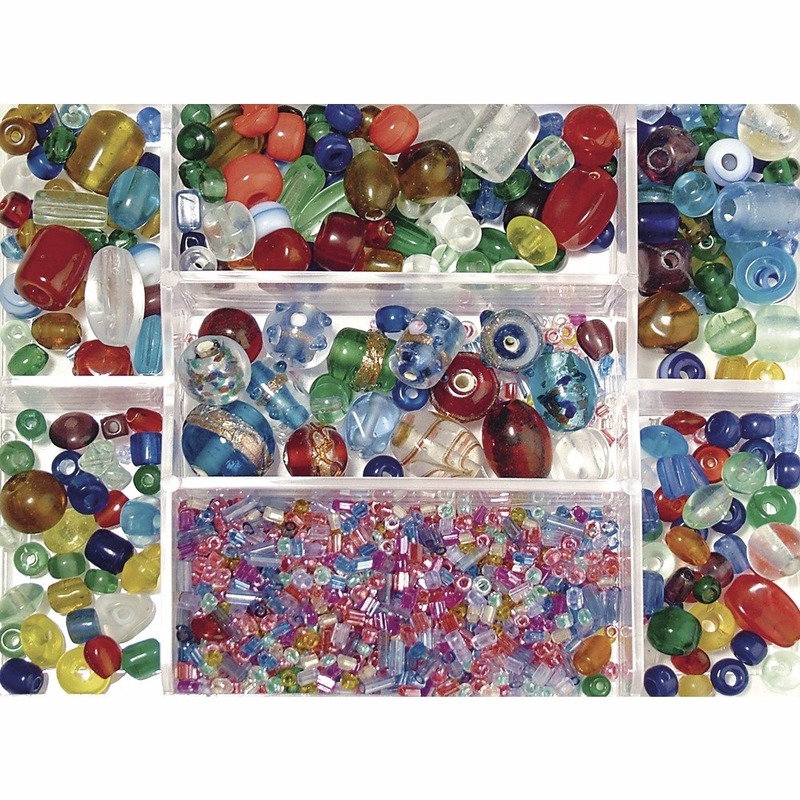 Gekleurde glazen kralen in opbergbox-sorteerbox 12 x 8 cm